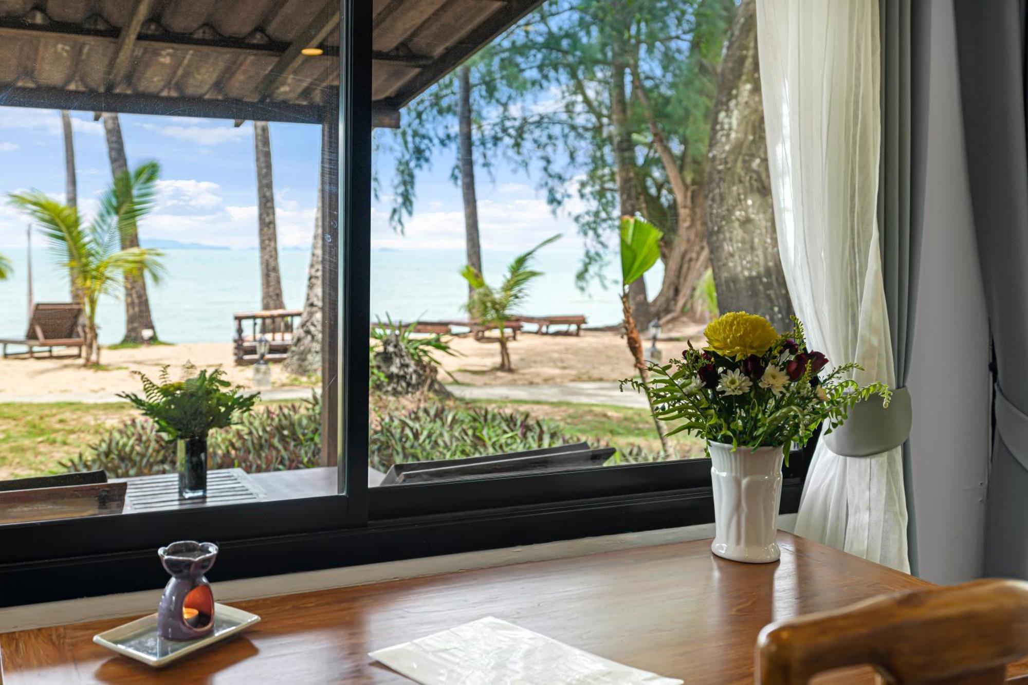 Anahata Resort Lipa Noi Exterior foto
